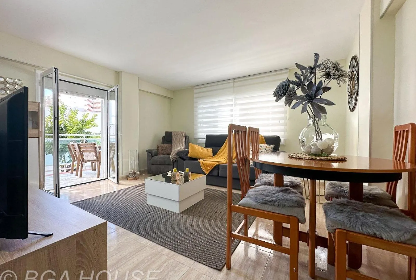 סאלו Alaska Beach Home 0*,  ספרד